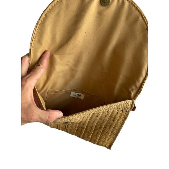 Handwoven ANA Straw Clutch By Ana Fold-Over Flap Inner Pocket Magnetic Closure 1 - Picture 4 of 7